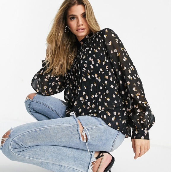 ASOS Black and White Relaxed Ruffled Blouse - Picture 8 of 10